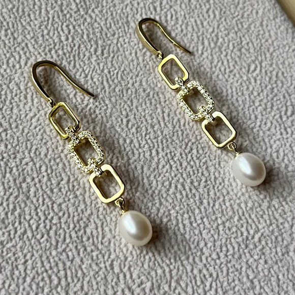 E007 | Freshwater Pearl Link Drop Earrings - Picture 1 of 4